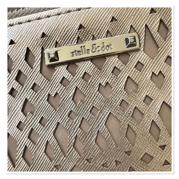 STELLA & DOT Perforated Golden Bronze Double Clutch - Picture 6 of 11